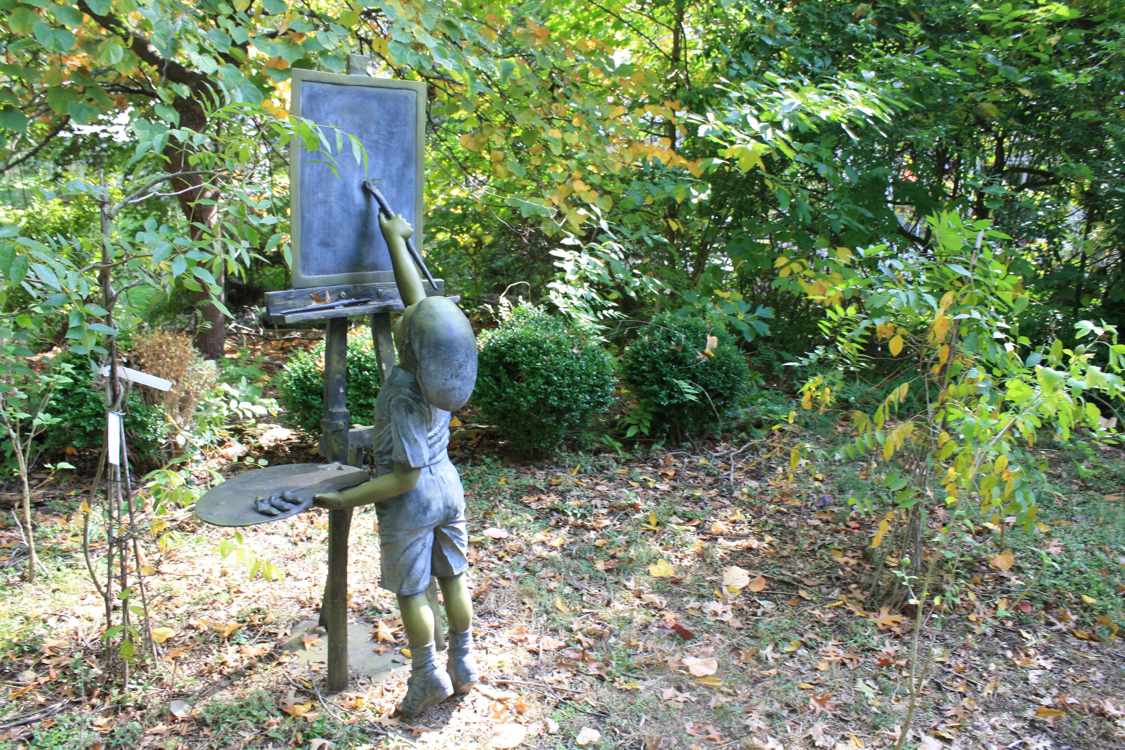 sStatue of Artist
